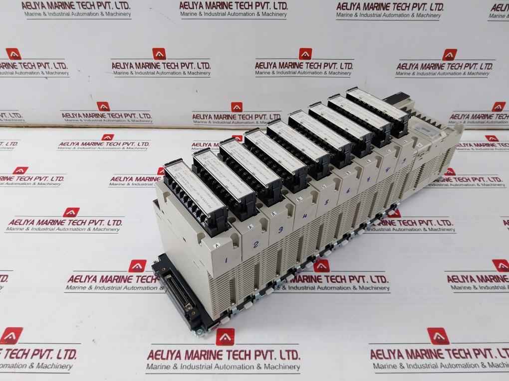 Omron Cs1W-at211 Plc I/O Module C200H-bc-v 24V Dc 7Ma 50W Cs1G-cpu45H Ver. 4.1
