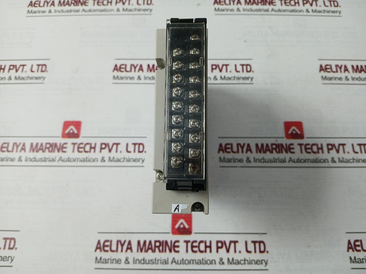 Omron Cs1W-at211 Plc I/O Module C200H-bc-v Oc211, Slk21, Cs1G-cpu44H 24Vdc 50W