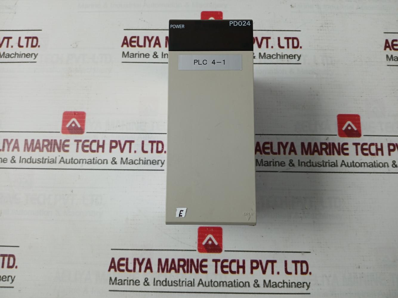 Omron Cs1W-at211 Plc I/O Module C200H-bc-v Oc211, Slk21, Cs1G-cpu44H 24Vdc 50W