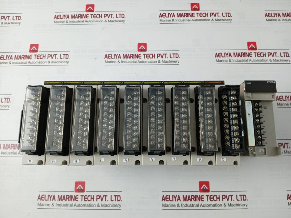 Omron Cs1W-at211 Plc I/O Module Oc211, Id211, Cs1W-bi103 C200Hw-pd024 24Vdc 50W