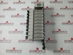 Omron Cs1W-at211 Plc I/O Module Oc211, Id211, Cs1W-bi103 C200Hw-pd024 24Vdc 50W