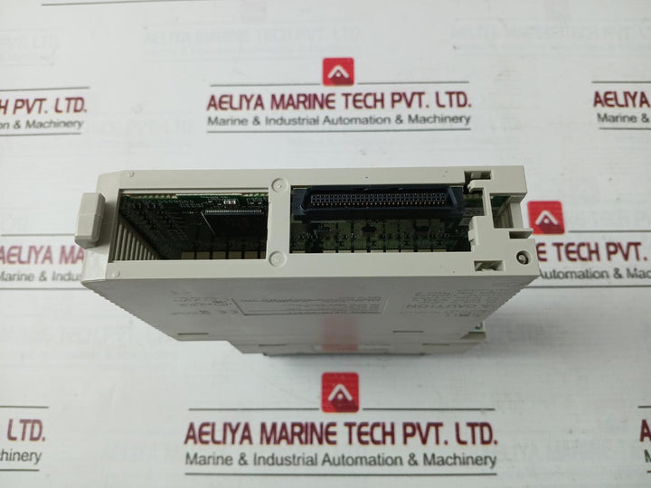 Omron Cs1W-at211 Plc I/O Module With Cable Cs1W-cn313 24Vdc 50W 250V Ac