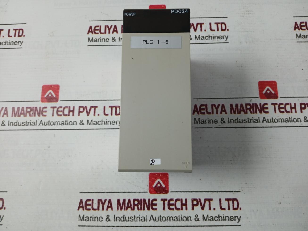 Omron Cs1W-at211 Plc I/O Module With Cable Cs1W-cn313 24Vdc 50W 250V Ac