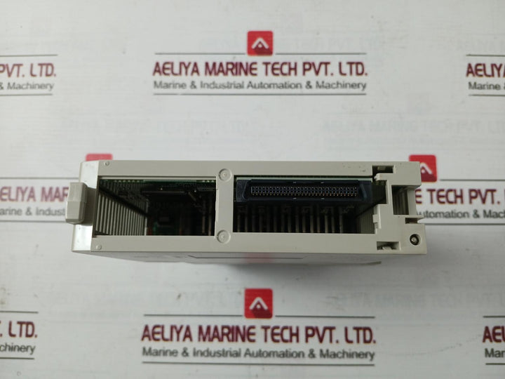 Omron Cs1W-at211 Terminal Adapter Plc Unit C200H-bc-v C200Hw-pd024 24Vdc 50W 7Ma