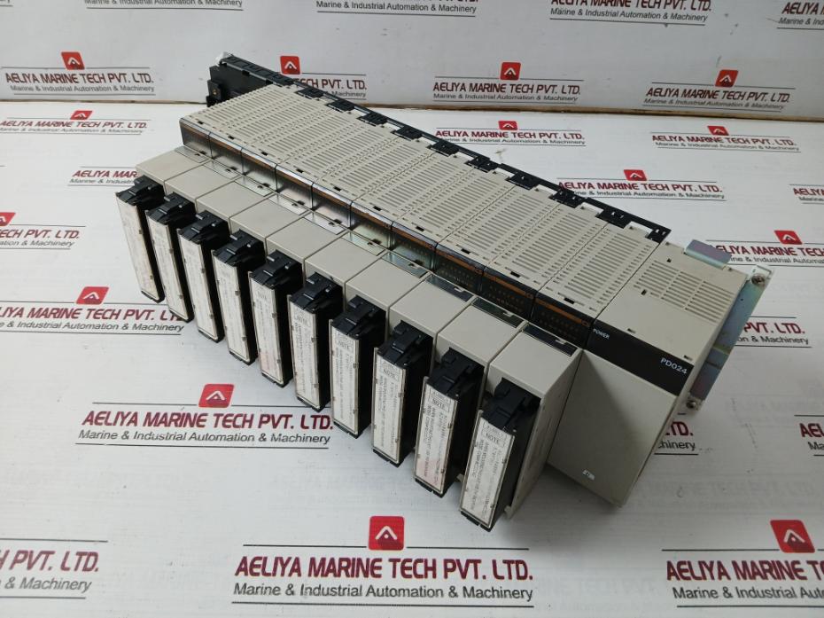 Omron Cs1W-at211 Terminal Adapter Plc Unit C200H-bc-v C200Hw-pd024 24Vdc 50W 7Ma