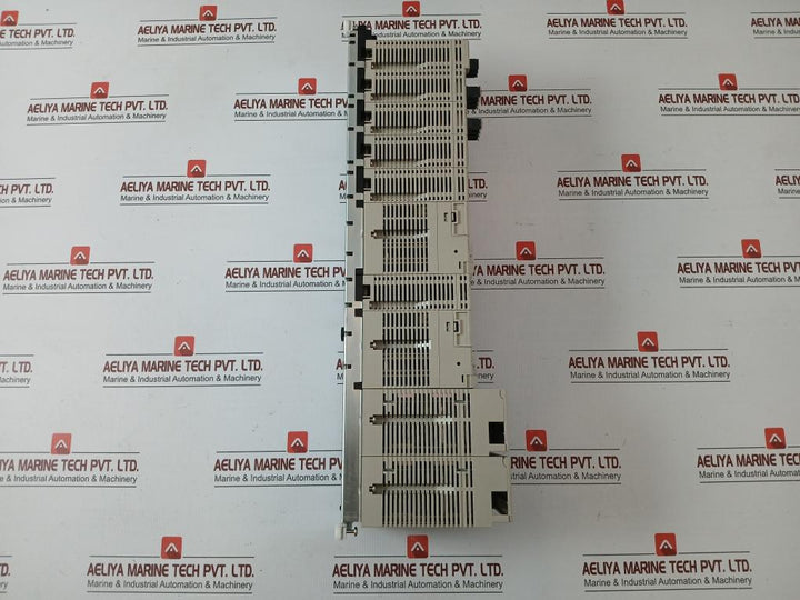 Omron Cs1W-clk23, Cs1D-cpu65H, Cs1D-dpl01, Cs1W-sp001 Plc Rack Module Cs1W-clk13