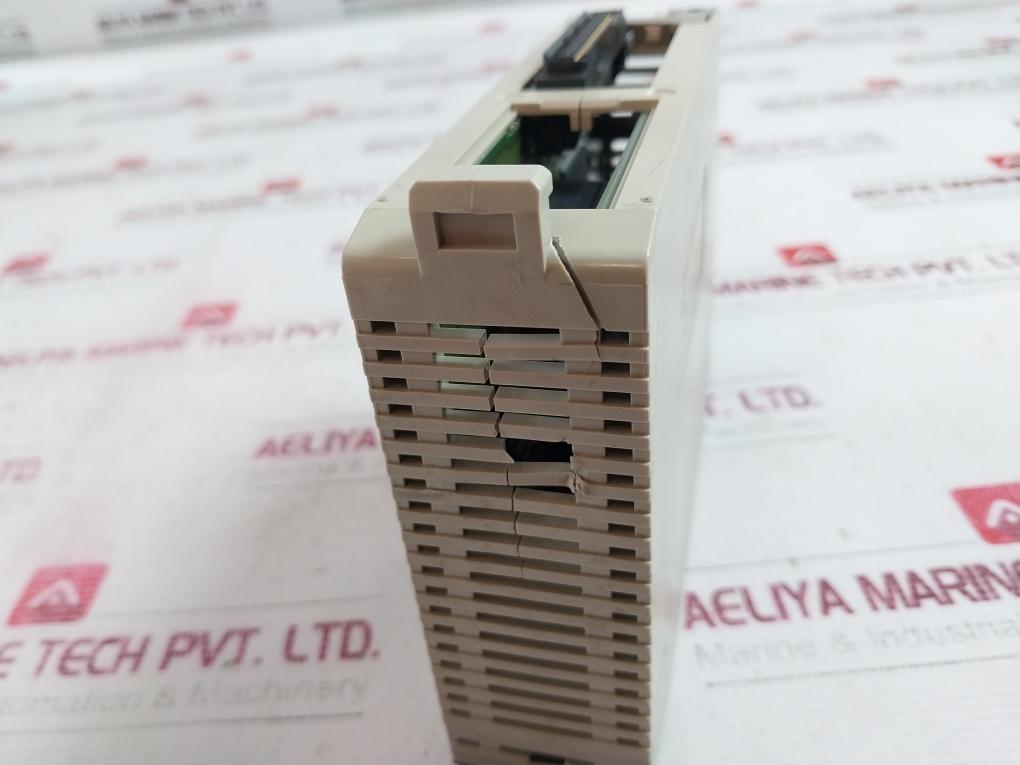 Omron Cs1W-cts21 2-channel Synchronous Serial Interface Unit 12-24Vdc