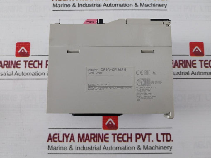 Omron Cs1W-ia211 Plc Programmable Controller I/O Unit Ac100-240V 50/60Hz 120Va