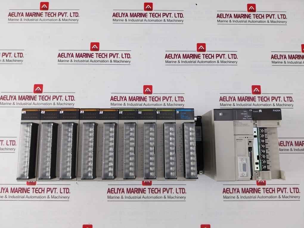 Omron Cs1W-ia211 Plc Programmable Controller I/O Unit Ac100-240V 50/60Hz 120Va