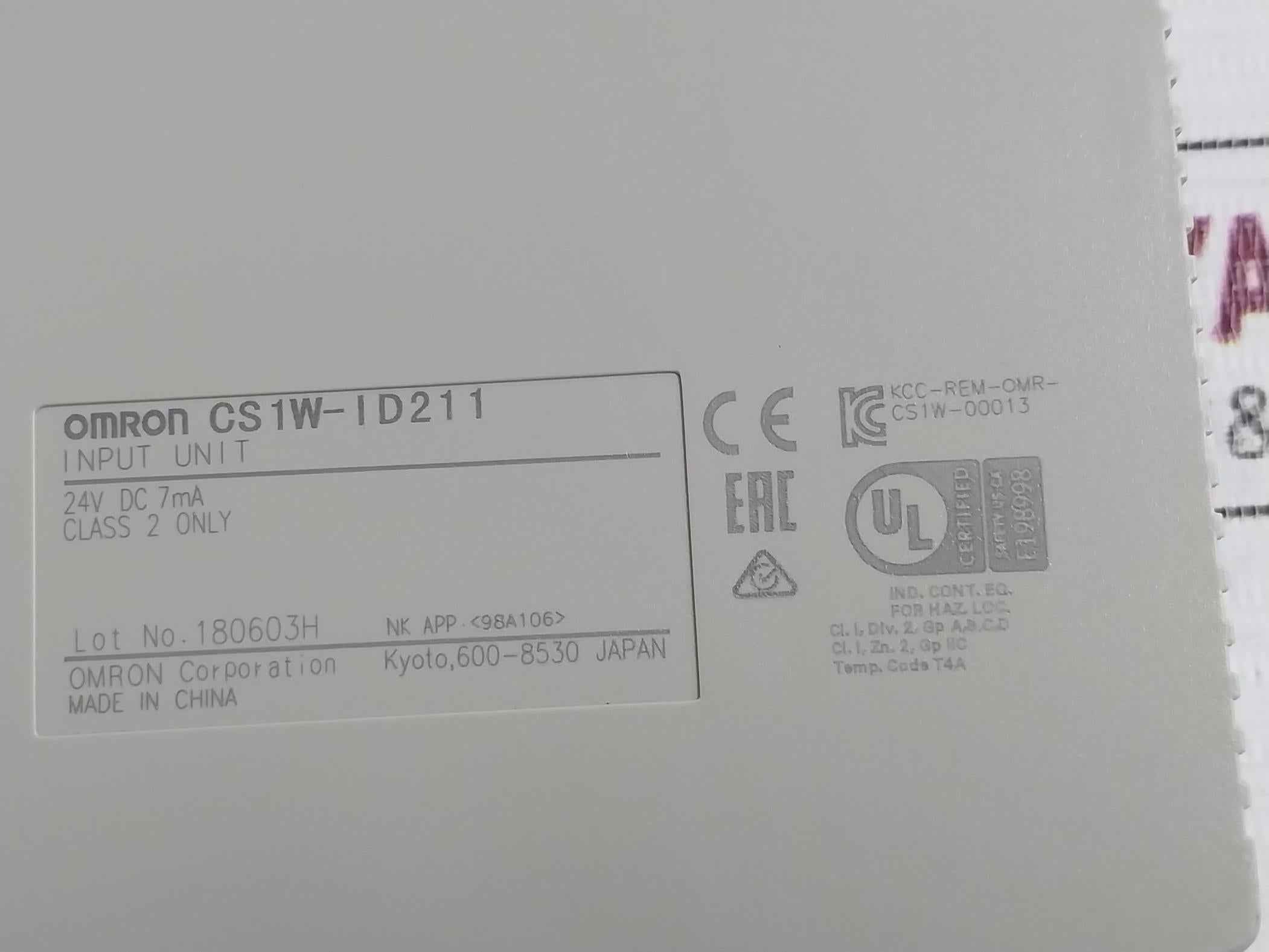 Omron Cs1W-id211 Plc I/O Module C200H-bc –V 250Vac 24Vdc 7Ma 50W 2A/P 8A/C 16A/U