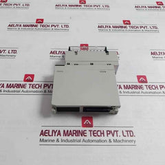 Omron Cs1W-id211 Plc I/O Module C200H-bc –V 250Vac 24Vdc 7Ma 50W 2A/P 8A/C 16A/U