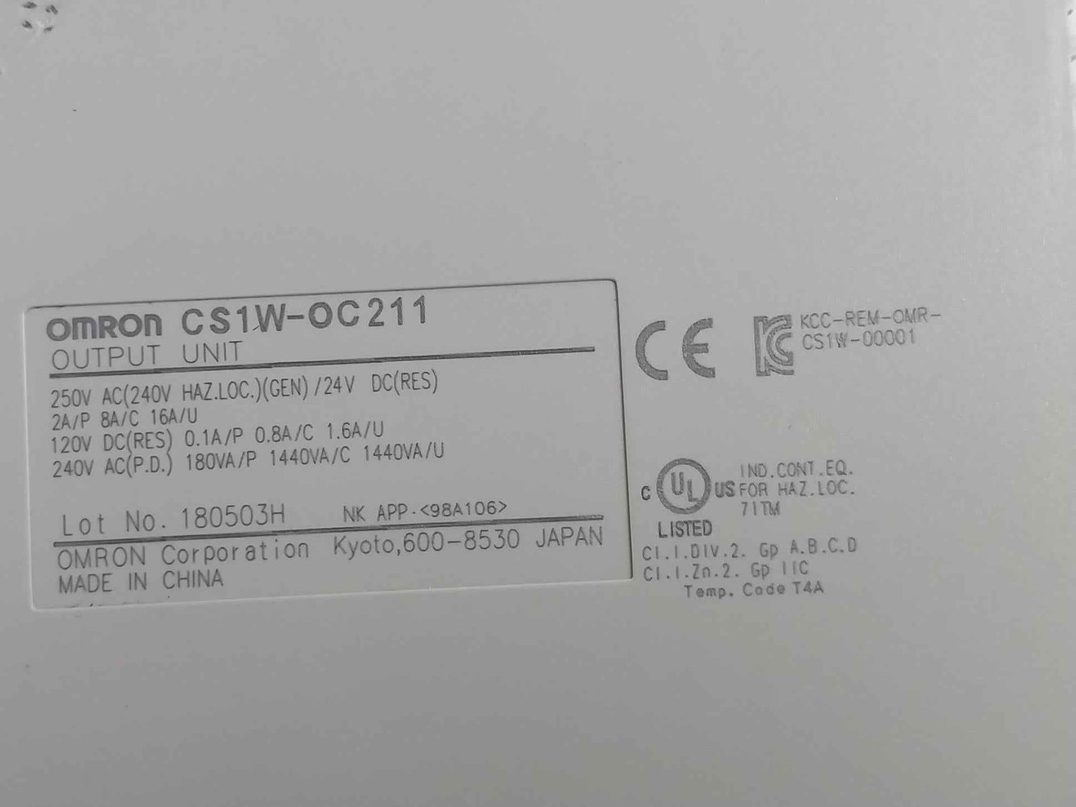 Omron Cs1W-id211 Plc I/O Module C200H-bc –V 250Vac 24Vdc 7Ma 50W 2A/P 8A/C 16A/U