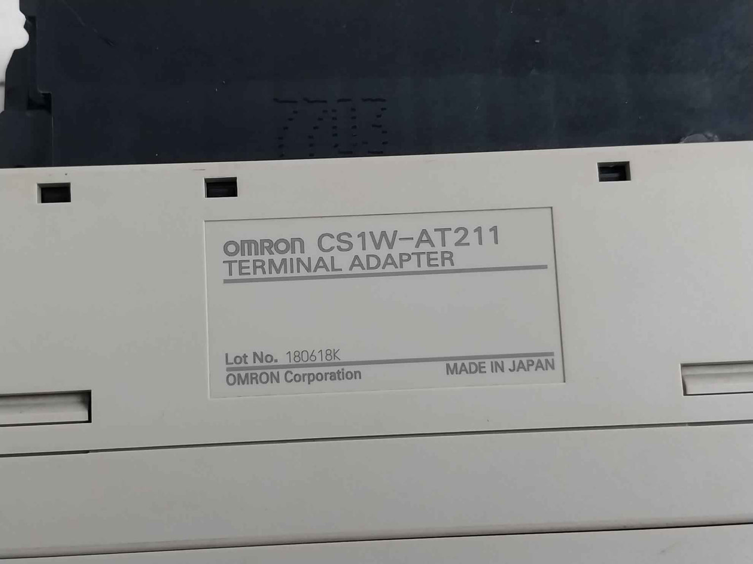 Omron Cs1W-id211 Plc I/O Module C200H-bc –V 250Vac 24Vdc 7Ma 50W 2A/P 8A/C 16A/U