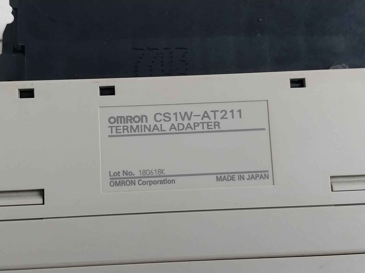Omron Cs1W-id211 Plc I/O Module C200H-bc –V 250Vac 24Vdc 7Ma 50W 2A/P 8A/C 16A/U