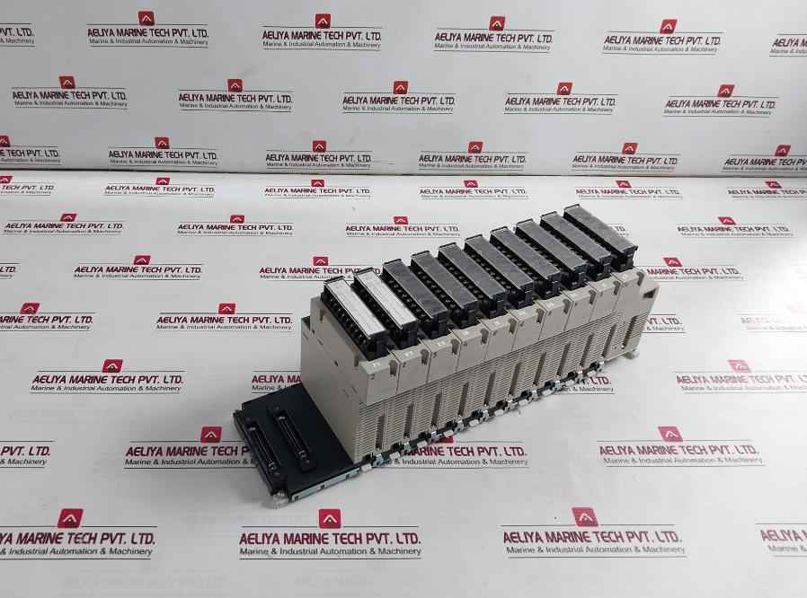 Omron Cs1W-id211 Plc I/O Module C200H-bc –V 250Vac 24Vdc 7Ma 50W 2A/P 8A/C 16A/U