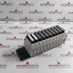 Omron Cs1W-id211 Plc I/O Module C200H-bc –V 250Vac 24Vdc 7Ma 50W 2A/P 8A/C 16A/U