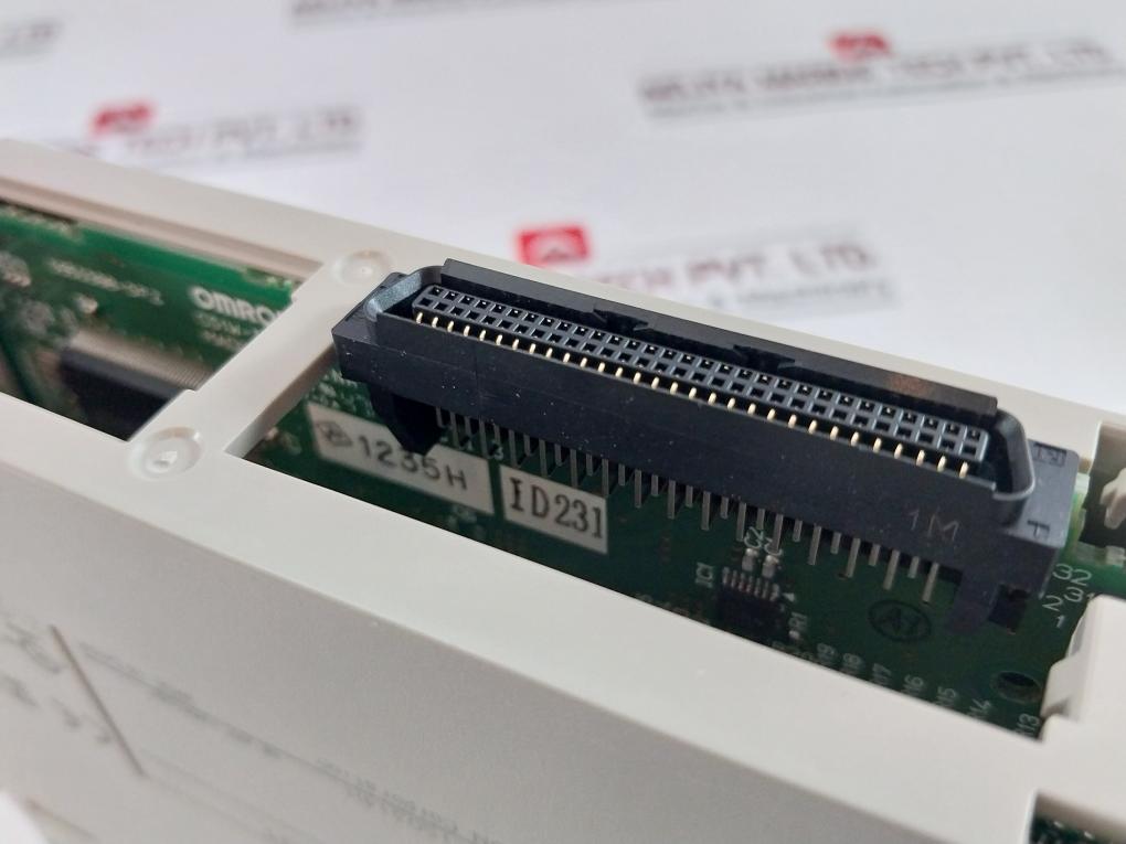 Omron Cs1W-id231 Plc Input Unit 24V Dc 0950398-of Z Kcc-rem-omr-cs1W-00013