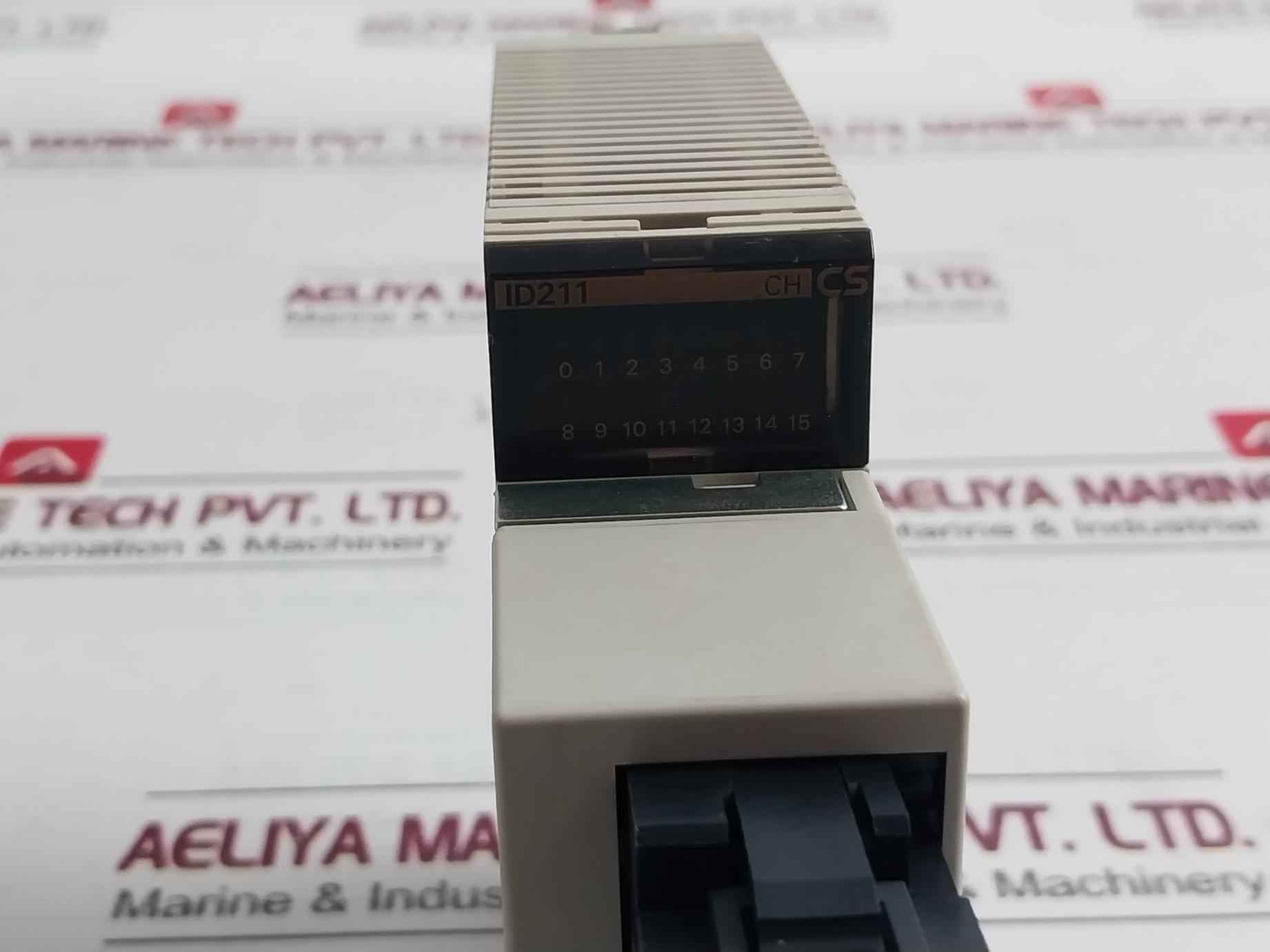 Omron Cs1W-oc211 Plc I/O Module C200H-bc -v 24Vdc 50W 250V Ac Id211 C200Hw-pd024
