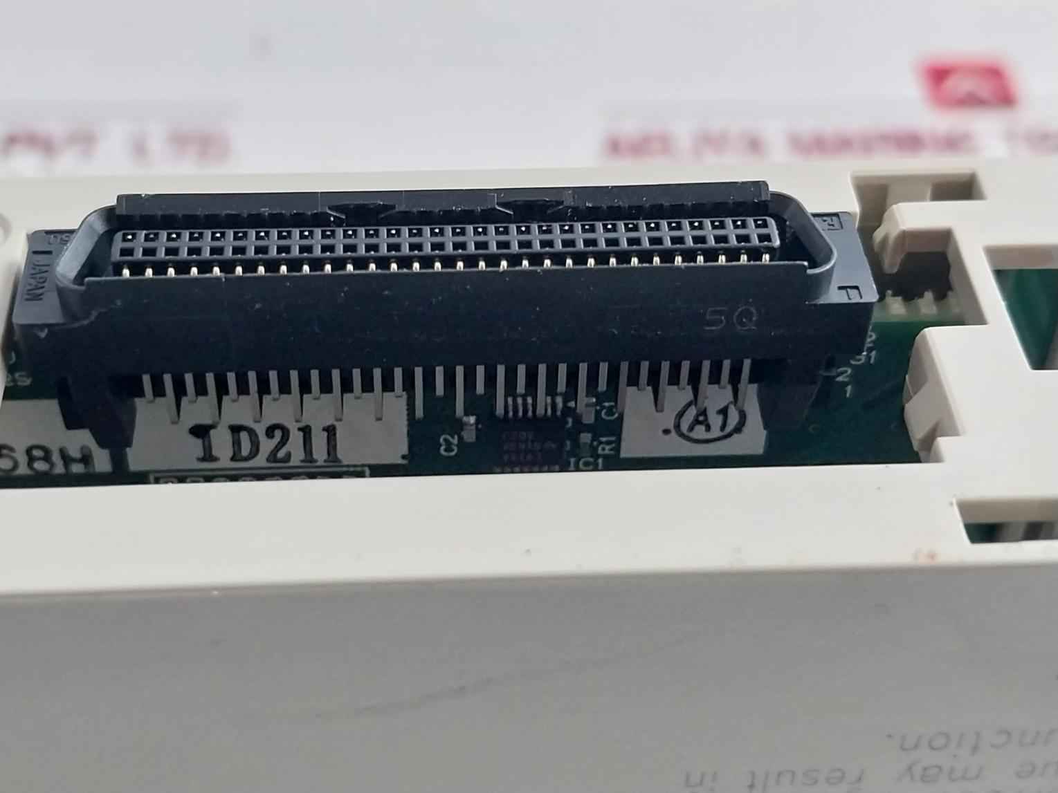 Omron Cs1W-oc211 Plc I/O Module C200H-bc -v 24Vdc 50W 250V Ac Id211 C200Hw-pd024