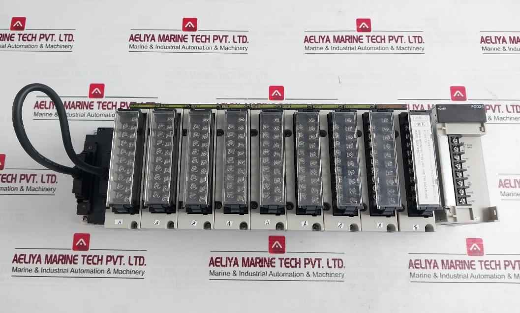 Omron Cs1W-oc211 Plc I/O Module C200H-bc -v 24Vdc 50W 250V Ac Id211 C200Hw-pd024