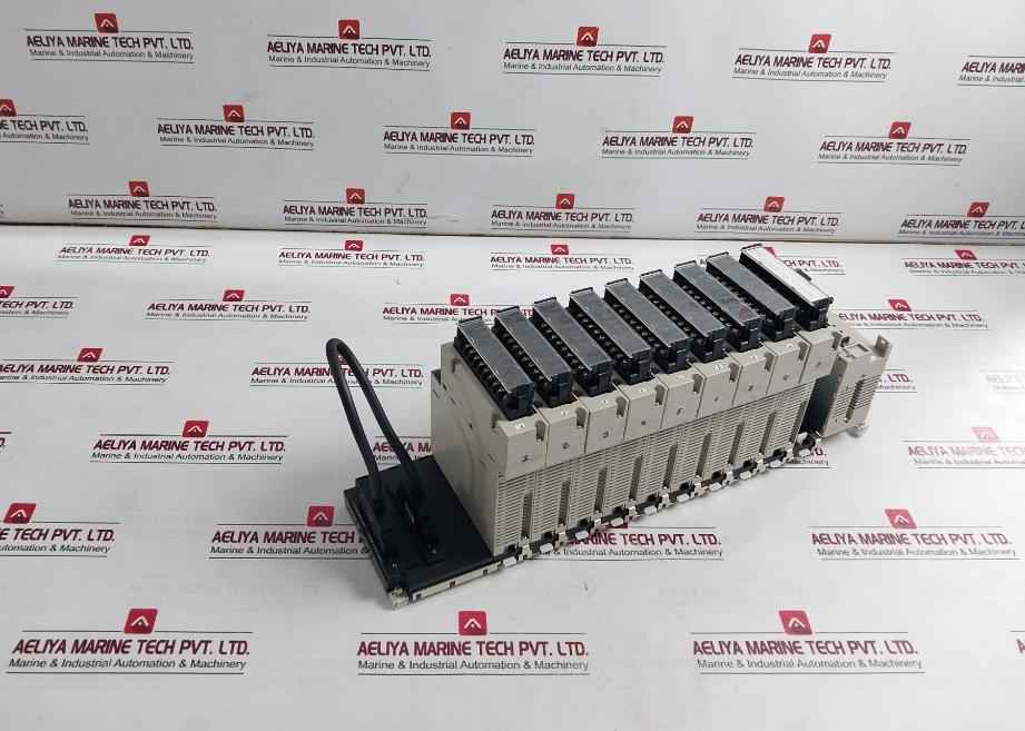 Omron Cs1W-oc211 Plc I/O Module C200H-bc -v 24Vdc 50W 250V Ac Id211 C200Hw-pd024