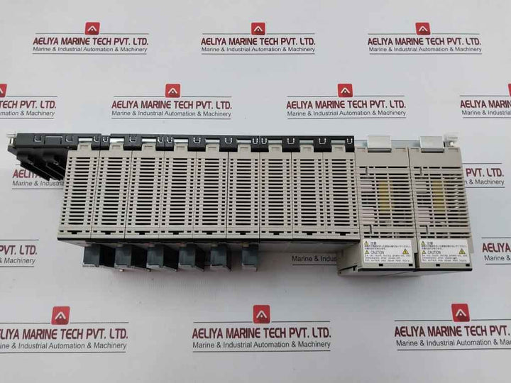 Omron Cs1W-sp001, Cs1D-pa207R Plc System 8 Points Cs1W-ad081-v1