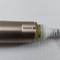 Omron Cylindrical Proximity Sensor E2A-m18Ls08-wp-b3 10-meter 12 To 24Vdc