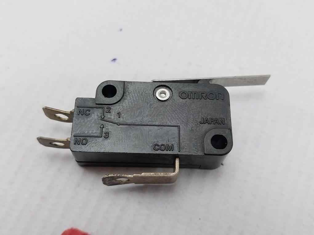 Omron D2Mv-5L-1C2 Miniature Basic Switch 3A 250V
