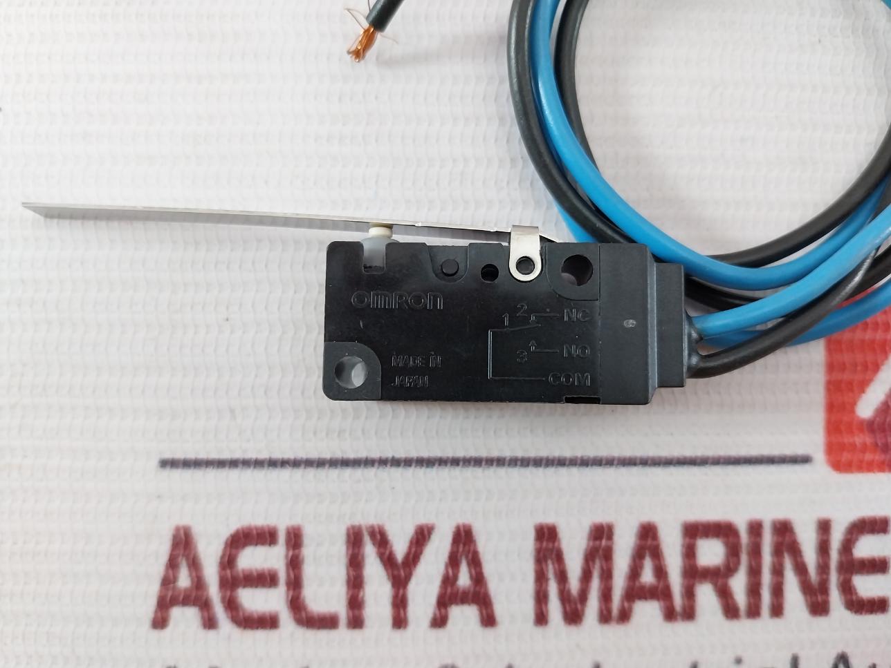 Omron D2Vw-5L1B-3M-138 Micro Switch 5A 125 250Vac