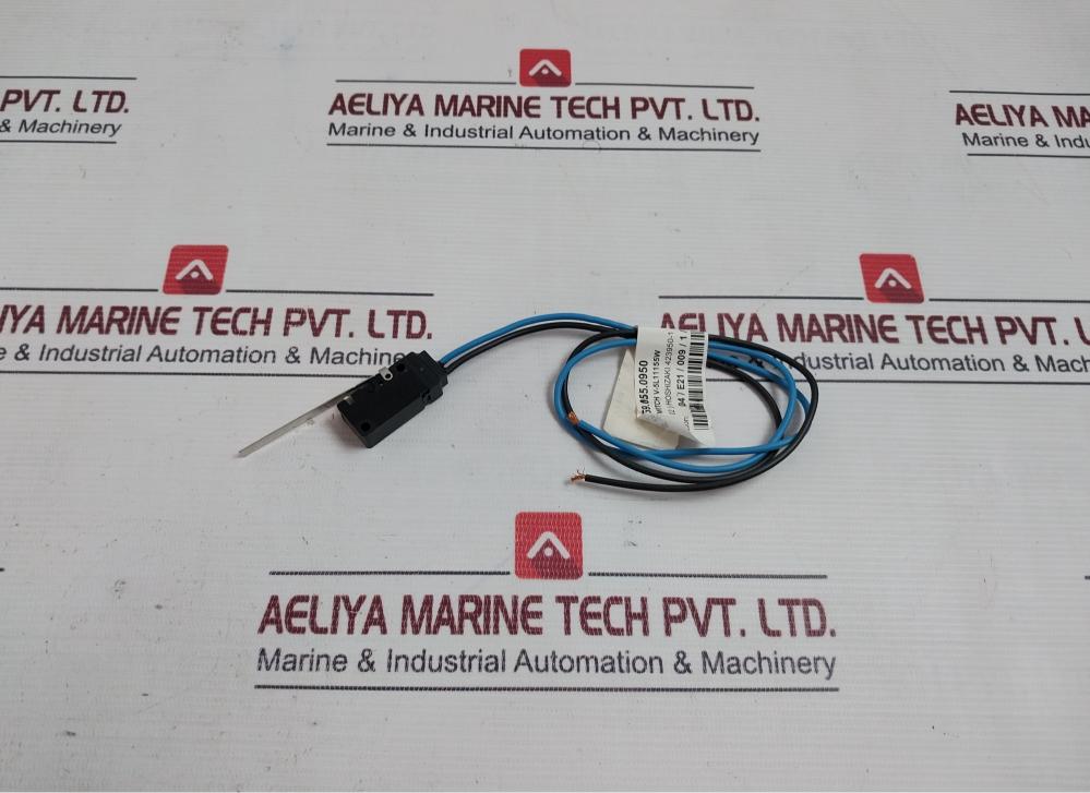 Omron D2Vw-5L1B-3M-138 Microswitch With Lever And Wire Leads