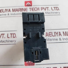 Omron Drs-02.03 Relay With Socket Base 5A 250Vac