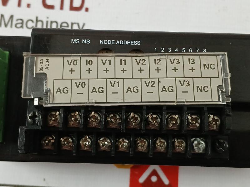 Omron Drt2-ad04 Analog Terminal Module 24Vdc 0.09A