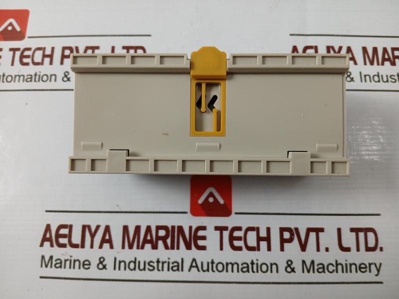 Omron Drt2-ad04 Analog Terminal Module 24Vdc 0.09A