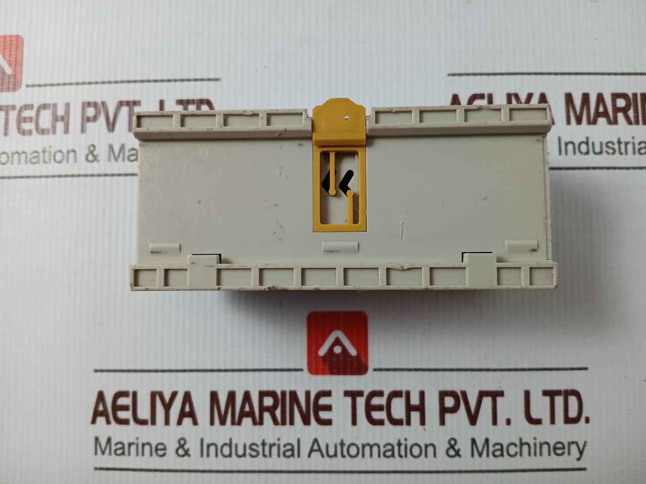 Omron Drt2-id16 Digital Input Unit 24V Dc 6 Ma