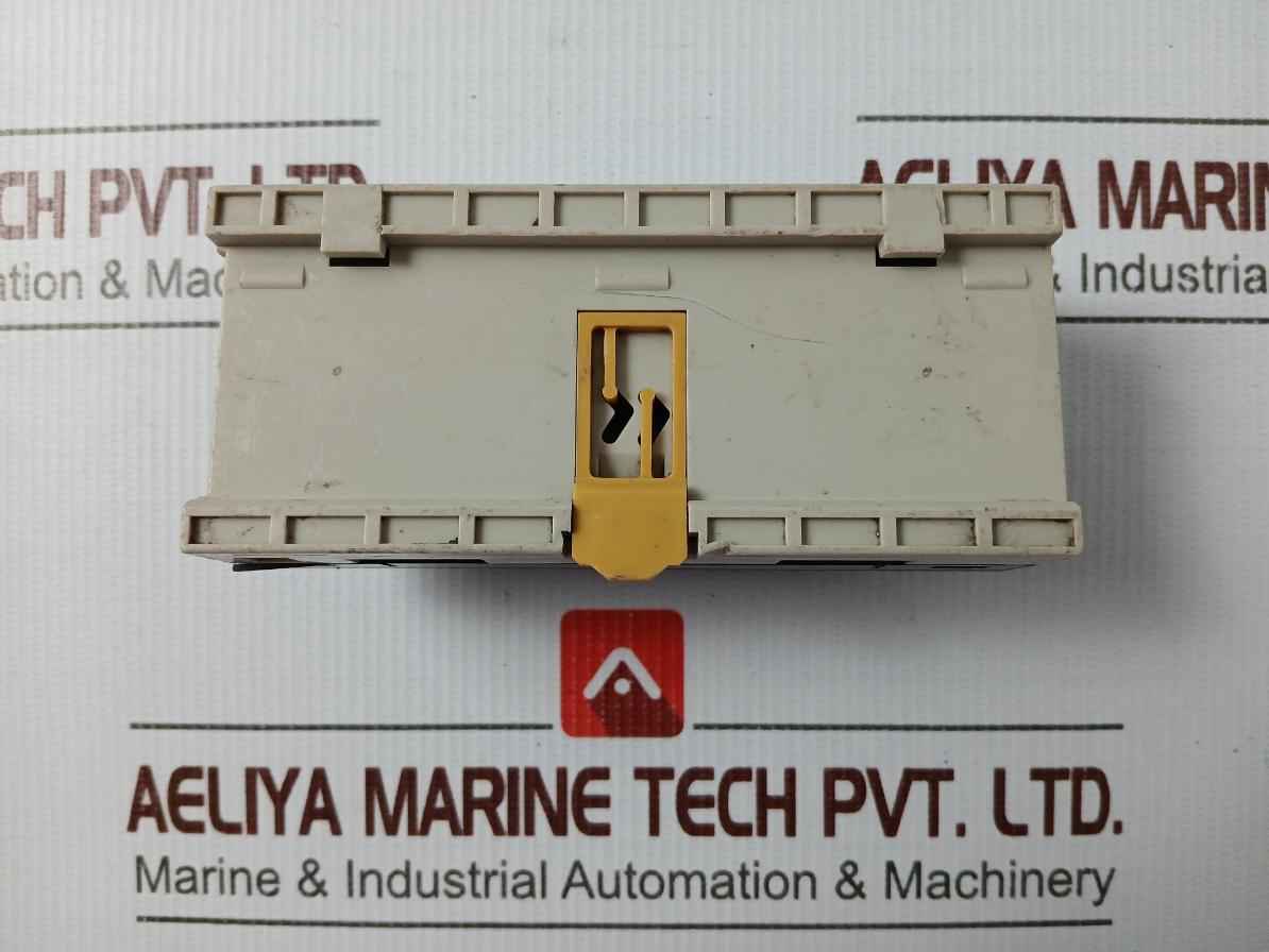 Omron Drt2-id16 Digital Input Unit 24V Dc 6 Ma