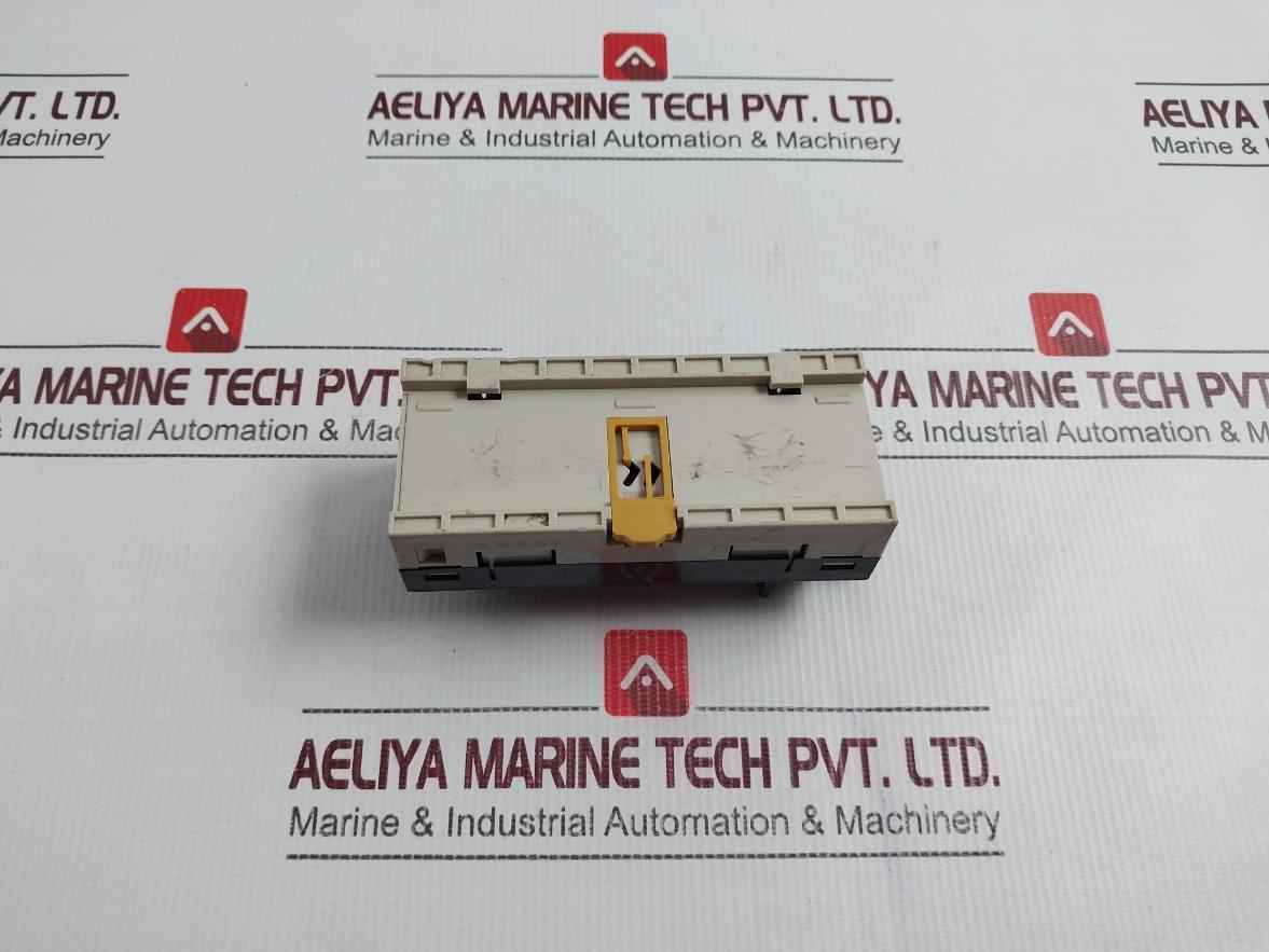 Omron Drt2-id16 Remote I/O Terminal Module 24V Dc 6Ma