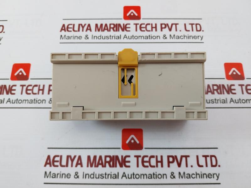 Omron Drt2-md16 Devicenet Unit Remote I/O Terminal With Transistor 24Vdc