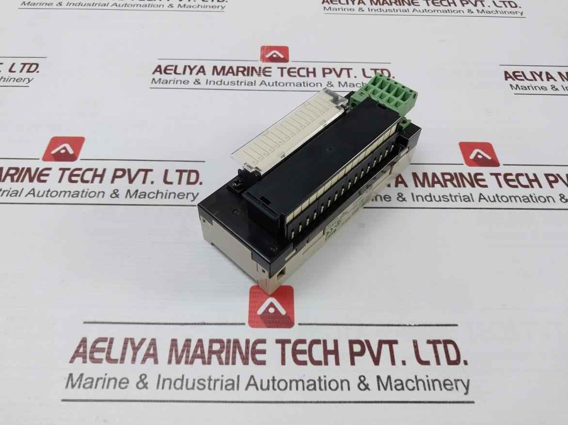 Omron Drt2-ros16 Remote I/O Terminal With Relay 250V Ac/ 30V Dc