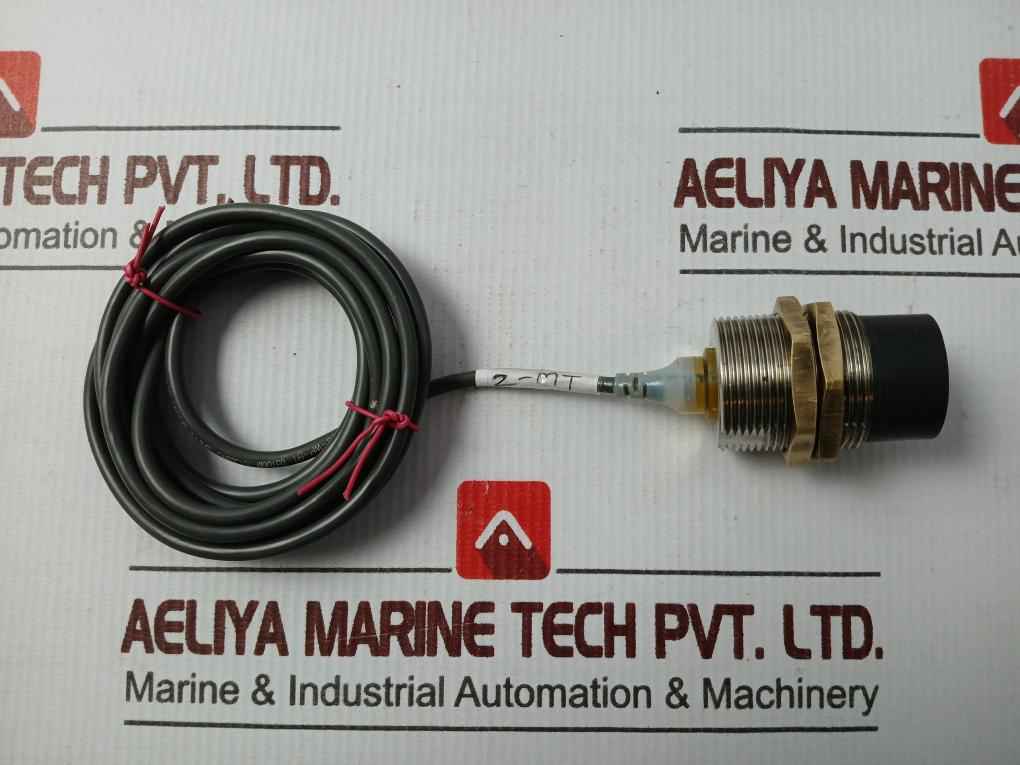 Omron E2A-m30Kn20-wp-b1 Proximity Sensor 2 Meter 12 To 24Vdc