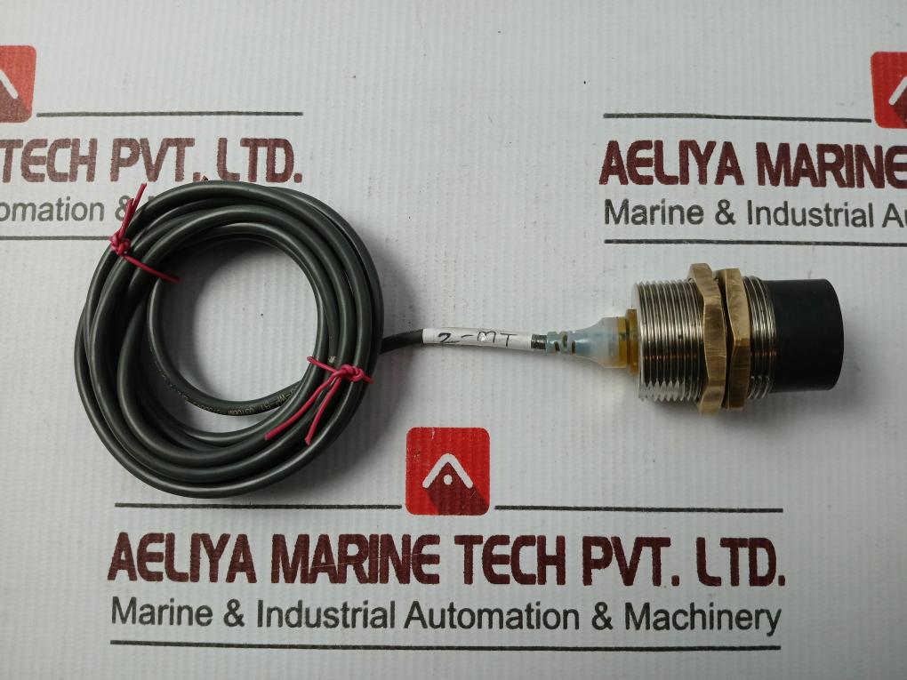 Omron E2A-m30Kn20-wp-b1 Proximity Sensor 2 Meter 12 To 24Vdc