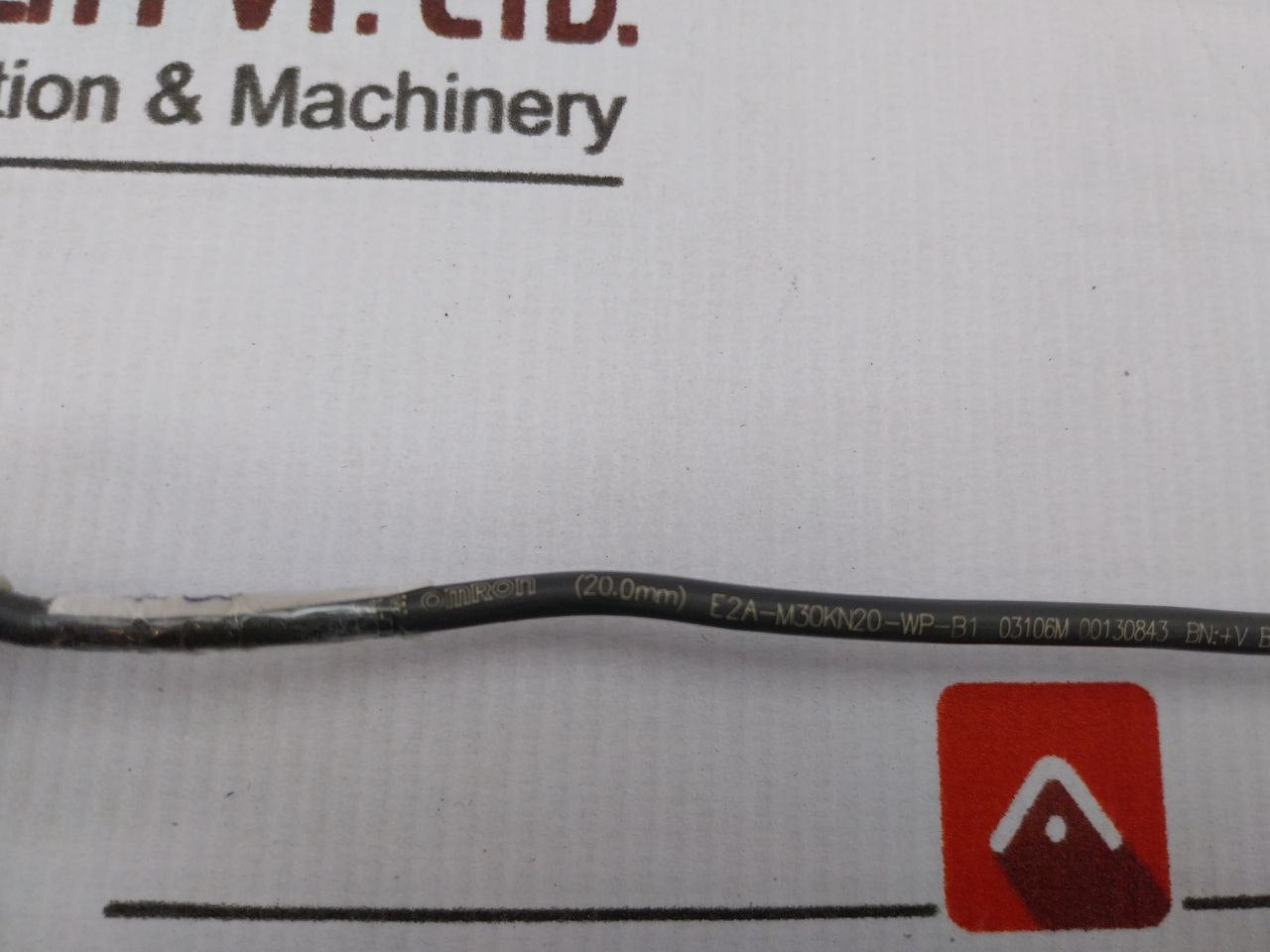 Omron E2A-m30Kn20-wp-b1 Proximity Sensor 2 Meter 12 To 24Vdc