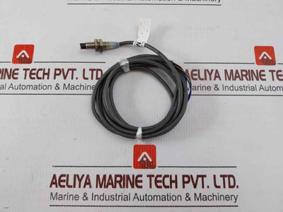 Omron E2A-s08Kn04-wp-g1 Proximity Sensor 2 Meter 24Vdc 4.0Mm