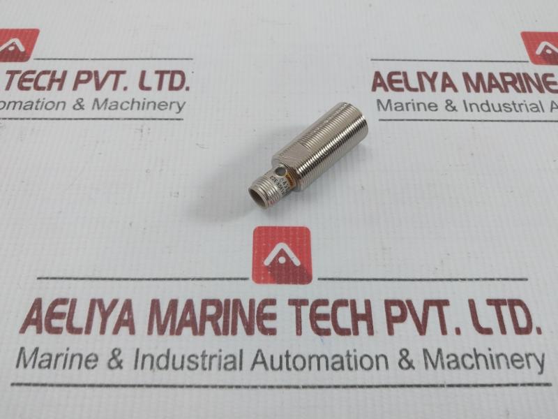 Omron Proximity Switch 12-24Vdc Part No E2E-x5E1-m1