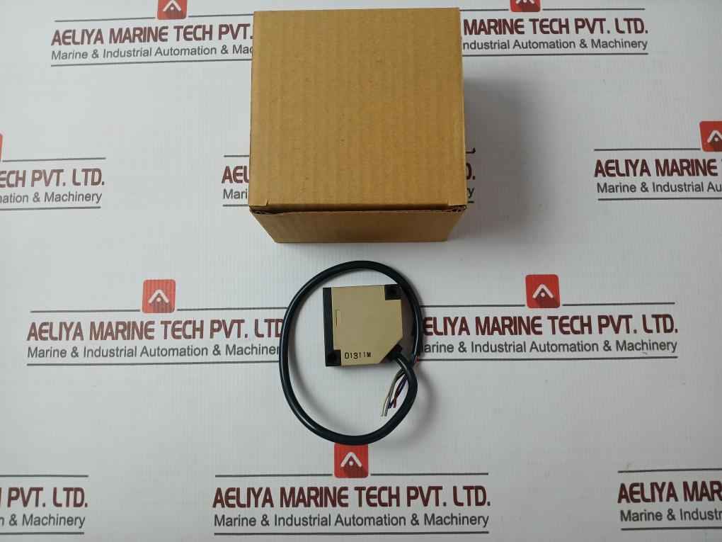 Omron E3Jk-5Dm1-n Photoelectric Switch