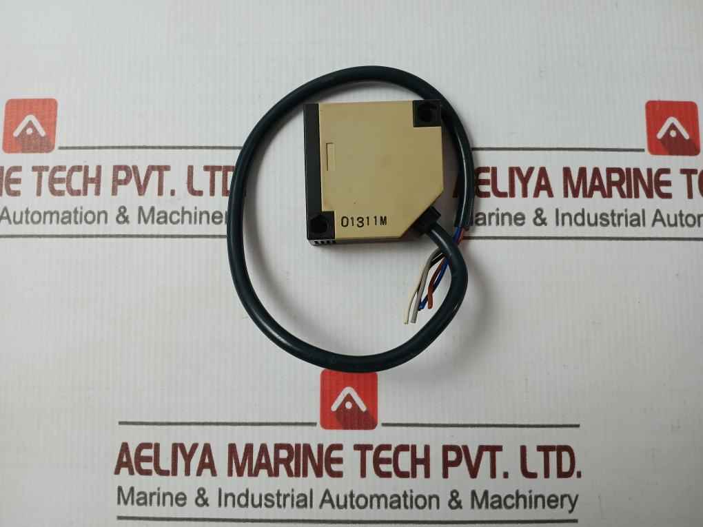 Omron E3Jk-5Dm1-n Photoelectric Switch