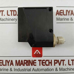 Omron E3Jm-r4M4-g Photoelectric Sensor