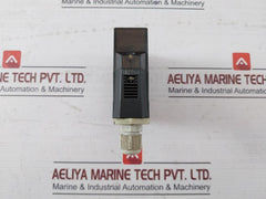 Omron E3Jm-r4M4-g Photoelectric Sensor 24-240Vac 12 To 240Vdc 250Vac 3A 30Vdc