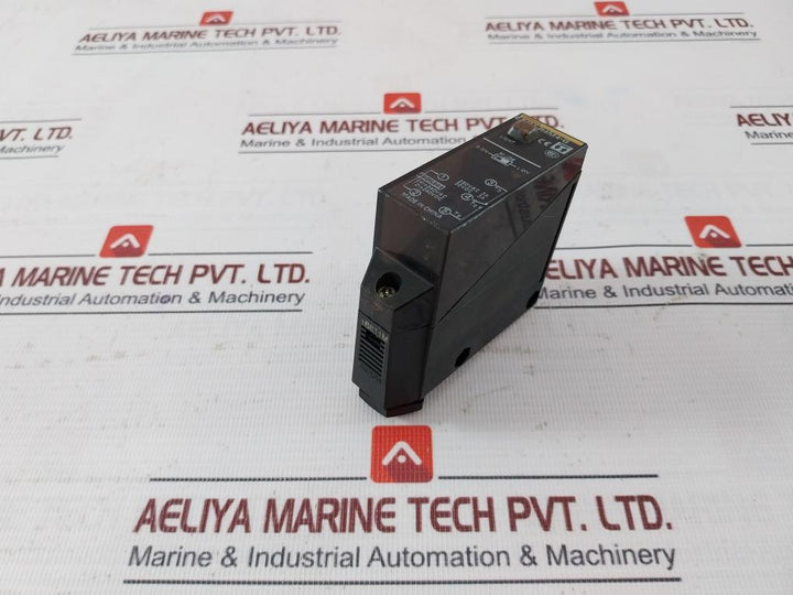 Omron E3Jm-r4M4-g Photoelectric Sensor 24-240Vac/Dc
