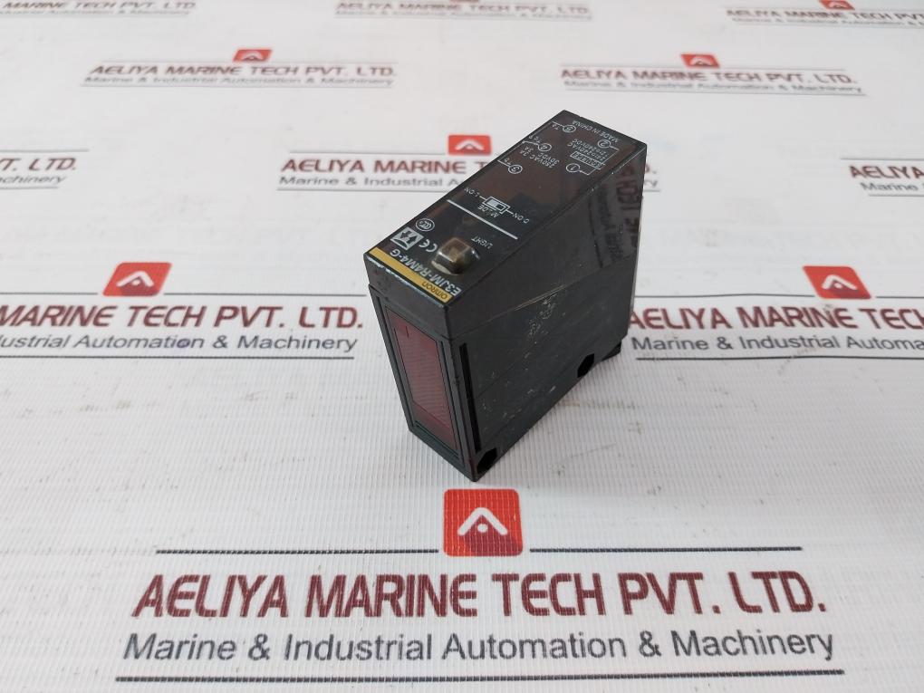 Omron E3Jm-r4M4-g Photoelectric Sensor 24-240Vac/Dc