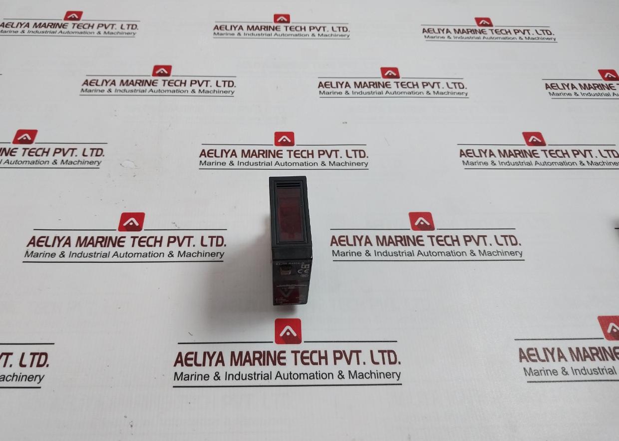 Omron E3Jm-r4M4-g Photoelectric Sensor 24 To 240Vac 30Vdc 3A 22719M